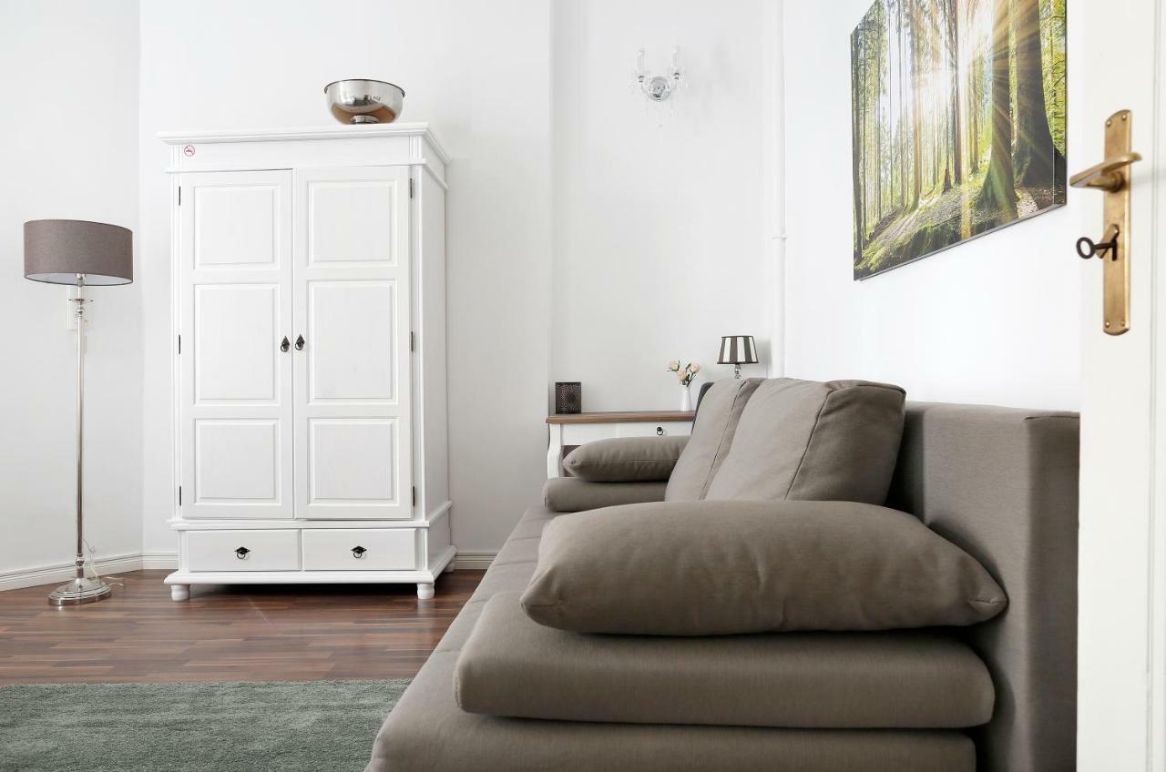 Droy By Rockchair Apartments L Superhost Status L 2 Bedroom Boxspringbeds Next To Center "Kurfuerstendamm" - Cozy Family & Business Flair Welcomes You! Berlino Esterno foto
